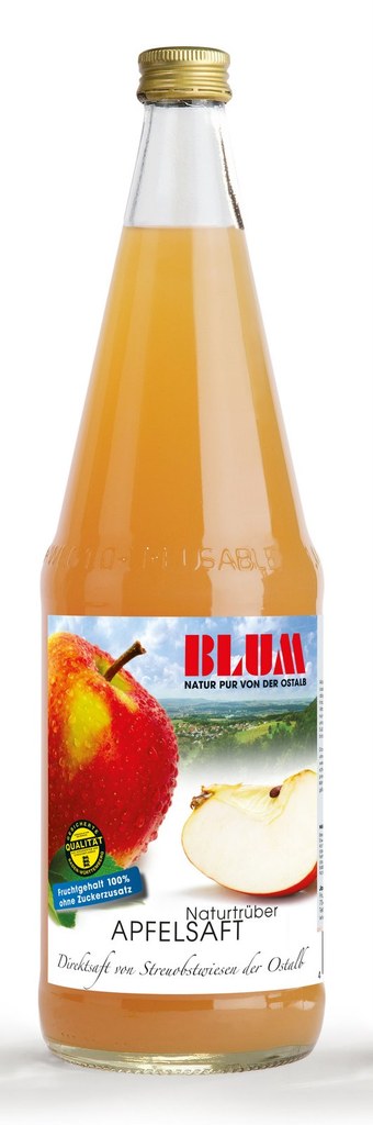 Flasche Blum Naturtrüber Apfelsaft mit Etikett, Direktsaft von Streuobstwiesen der Ostalb